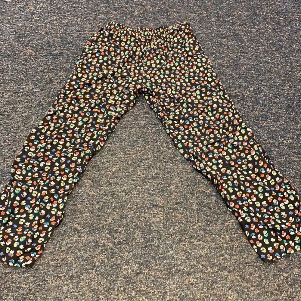 Requirements Black Floral Pants sz. S